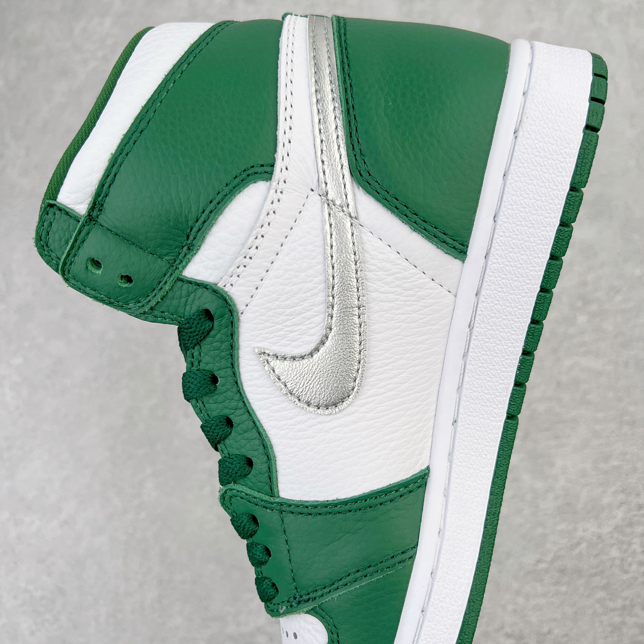 KZ Batch-Air Jordan 1 Retro High OG “Gorge Green”