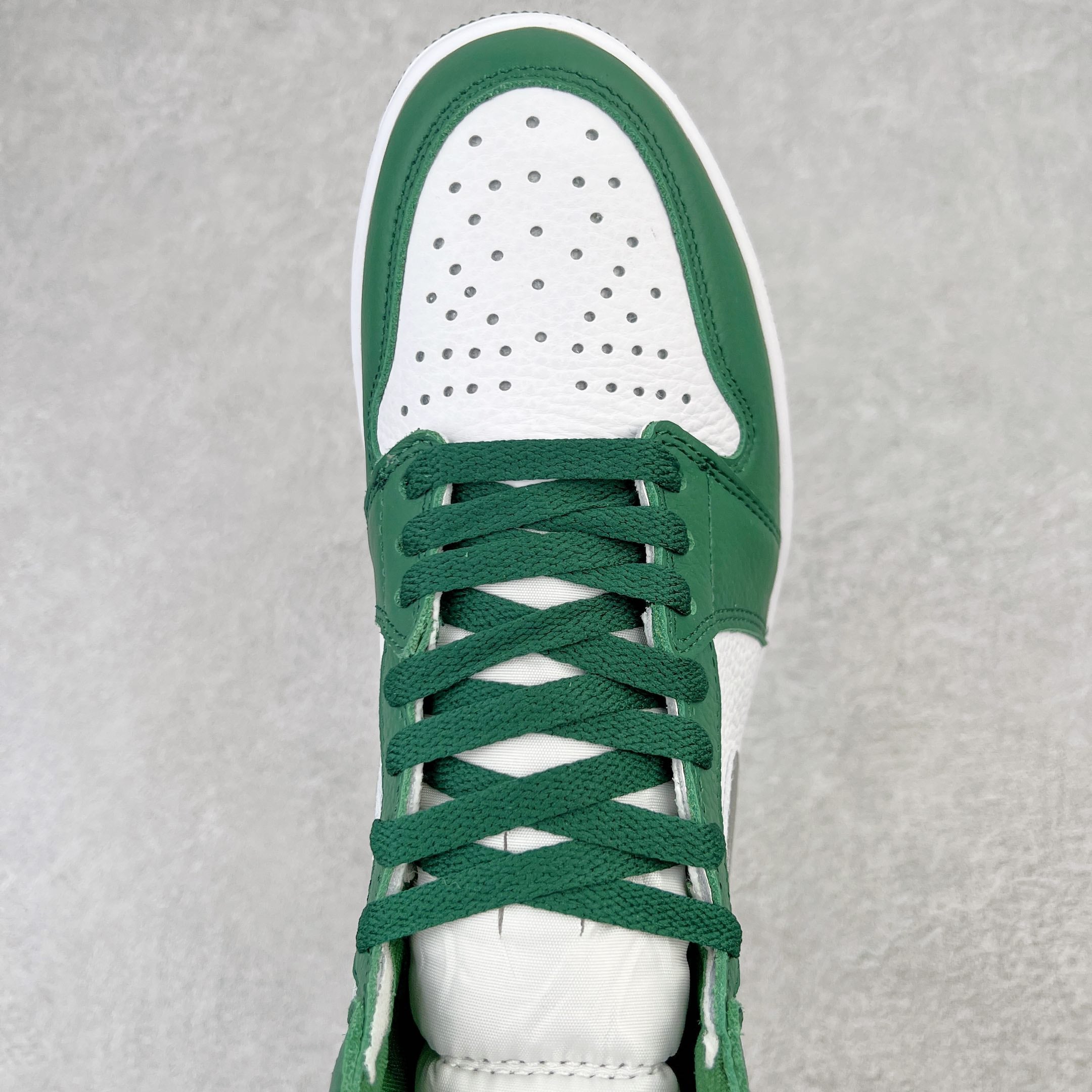 KZ Batch-Air Jordan 1 Retro High OG “Gorge Green”