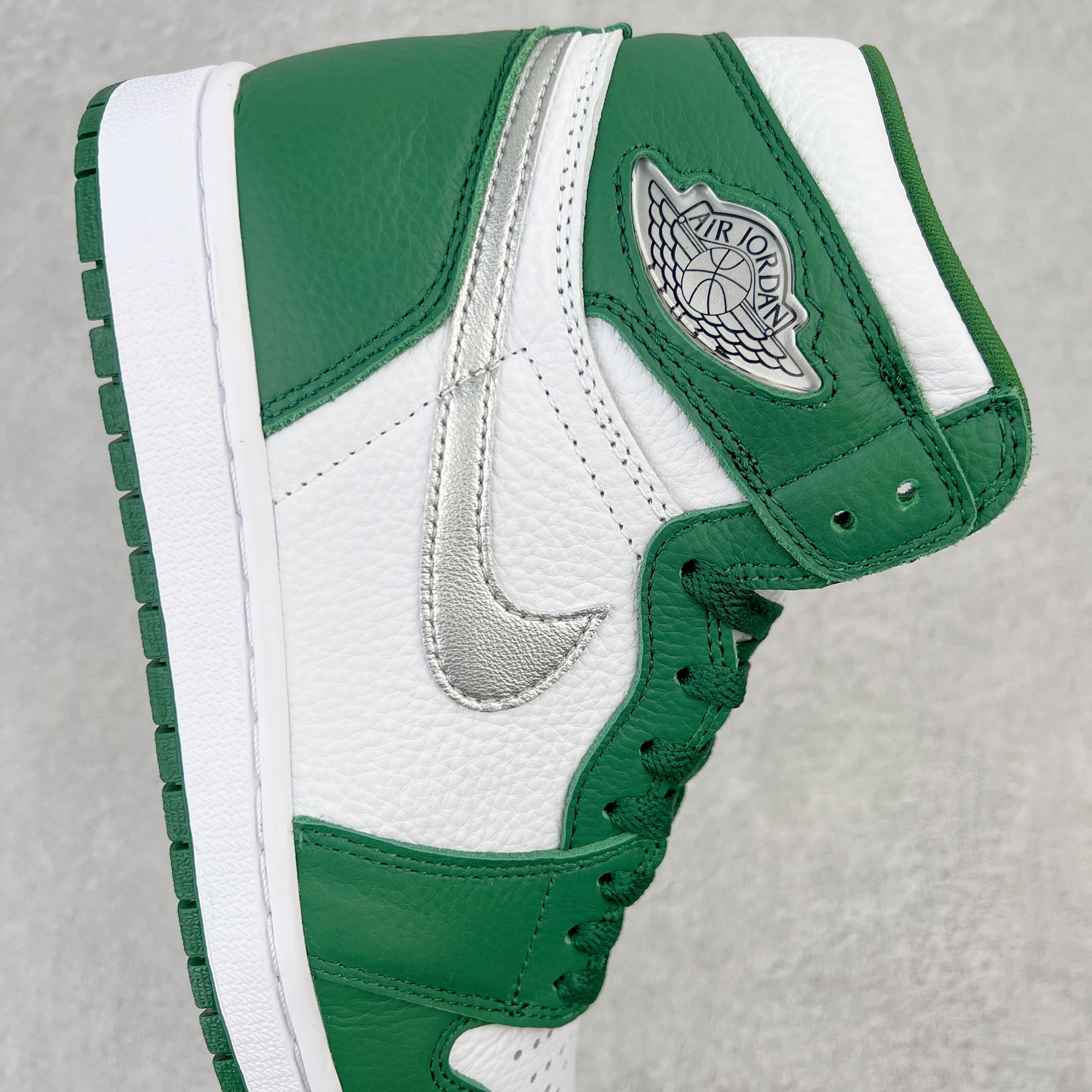 KZ Batch-Air Jordan 1 Retro High OG “Gorge Green”