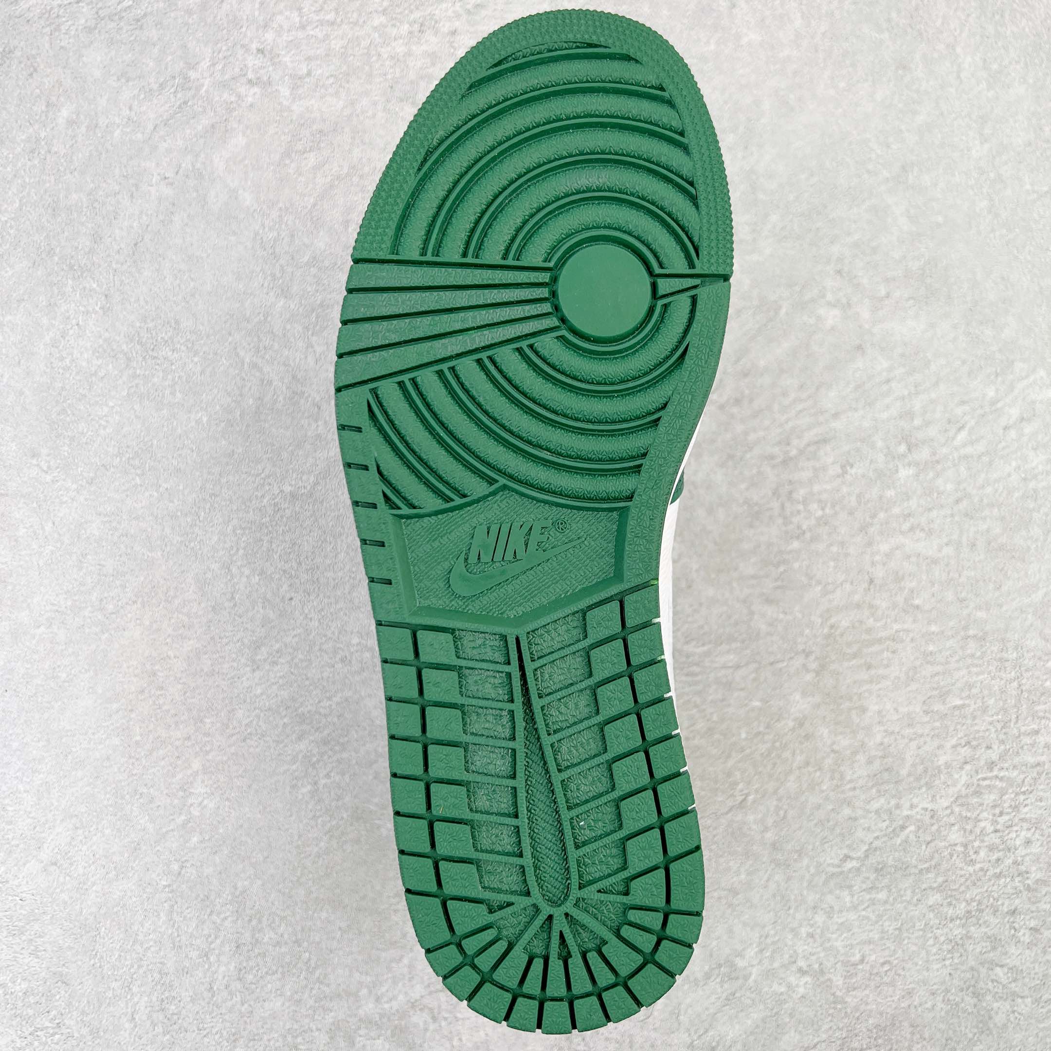 KZ Batch-Air Jordan 1 Retro High OG “Gorge Green”