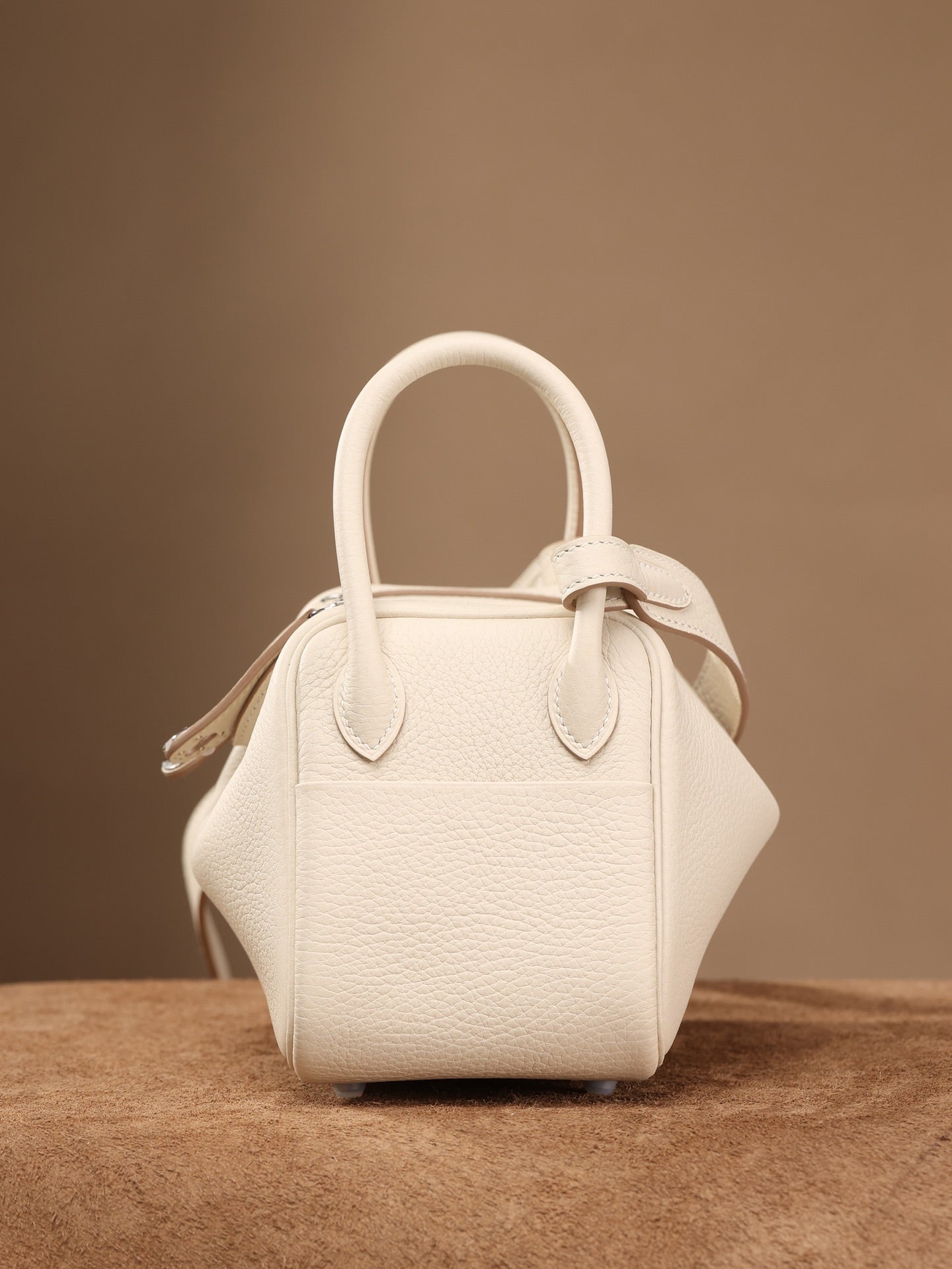 Hermès Lindy Mini 19 Shoulder bag