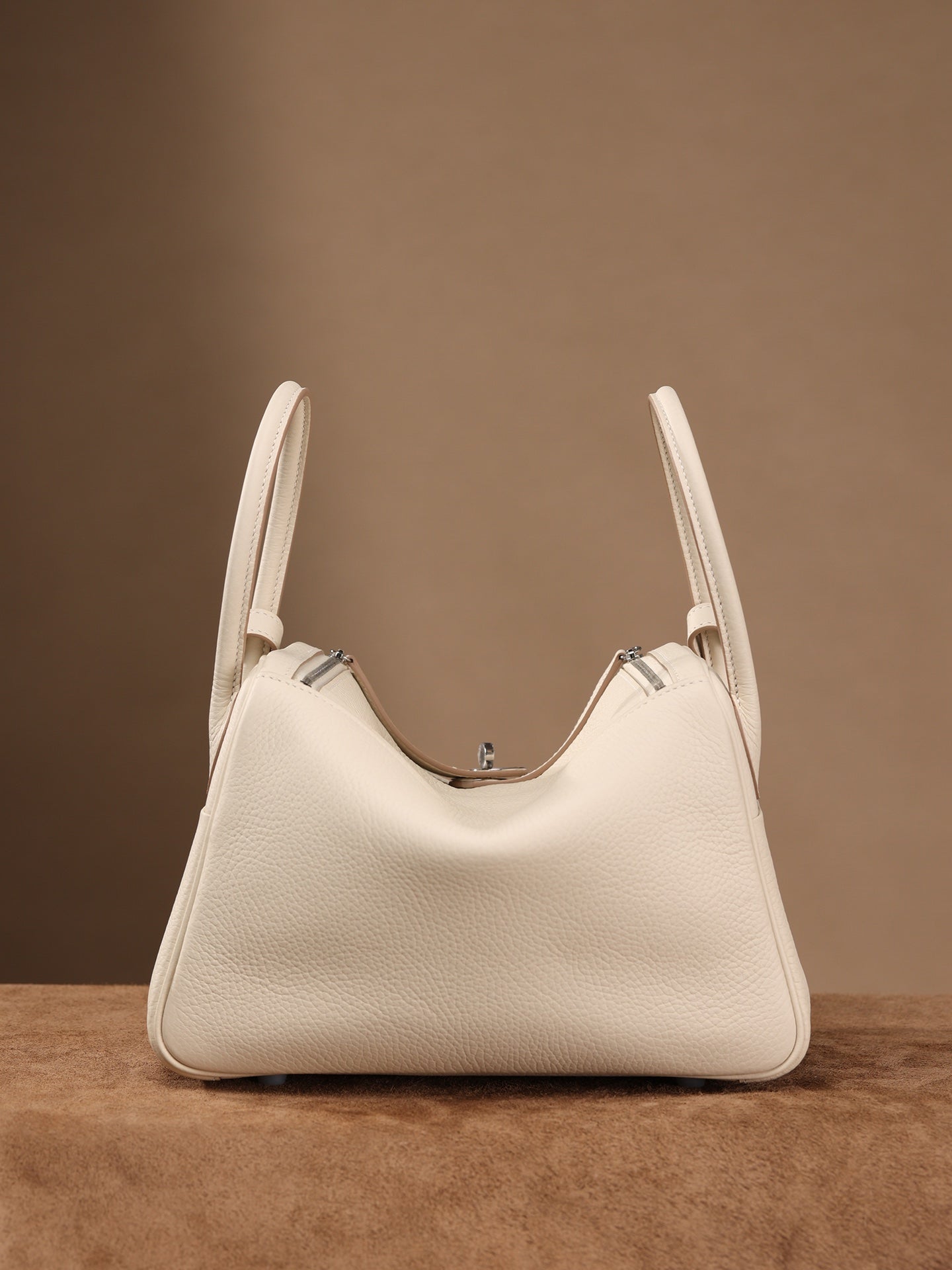 Hermès Lindy 26 Shoulder bag