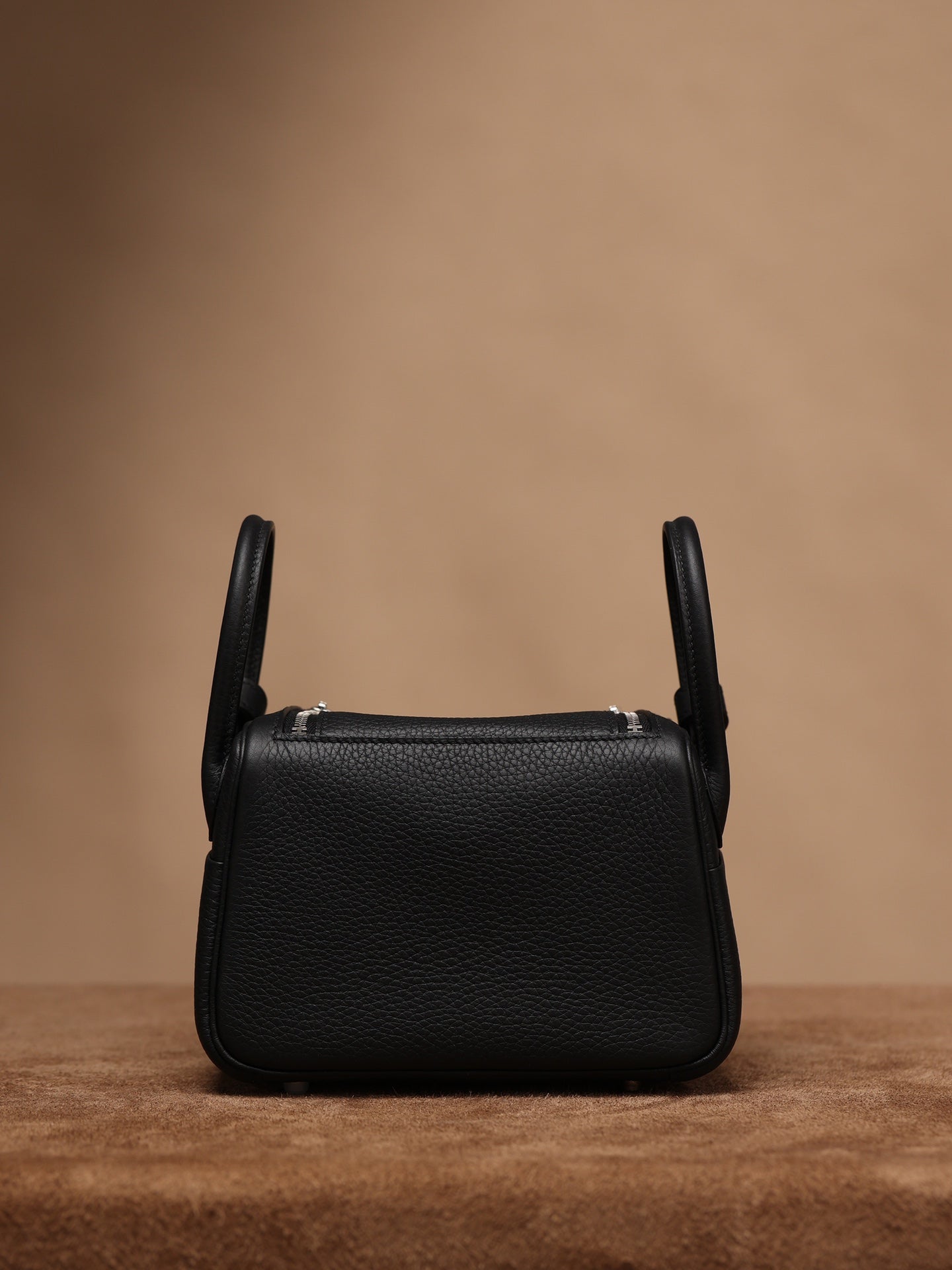 Hermès Lindy Mini 19 Shoulder bag