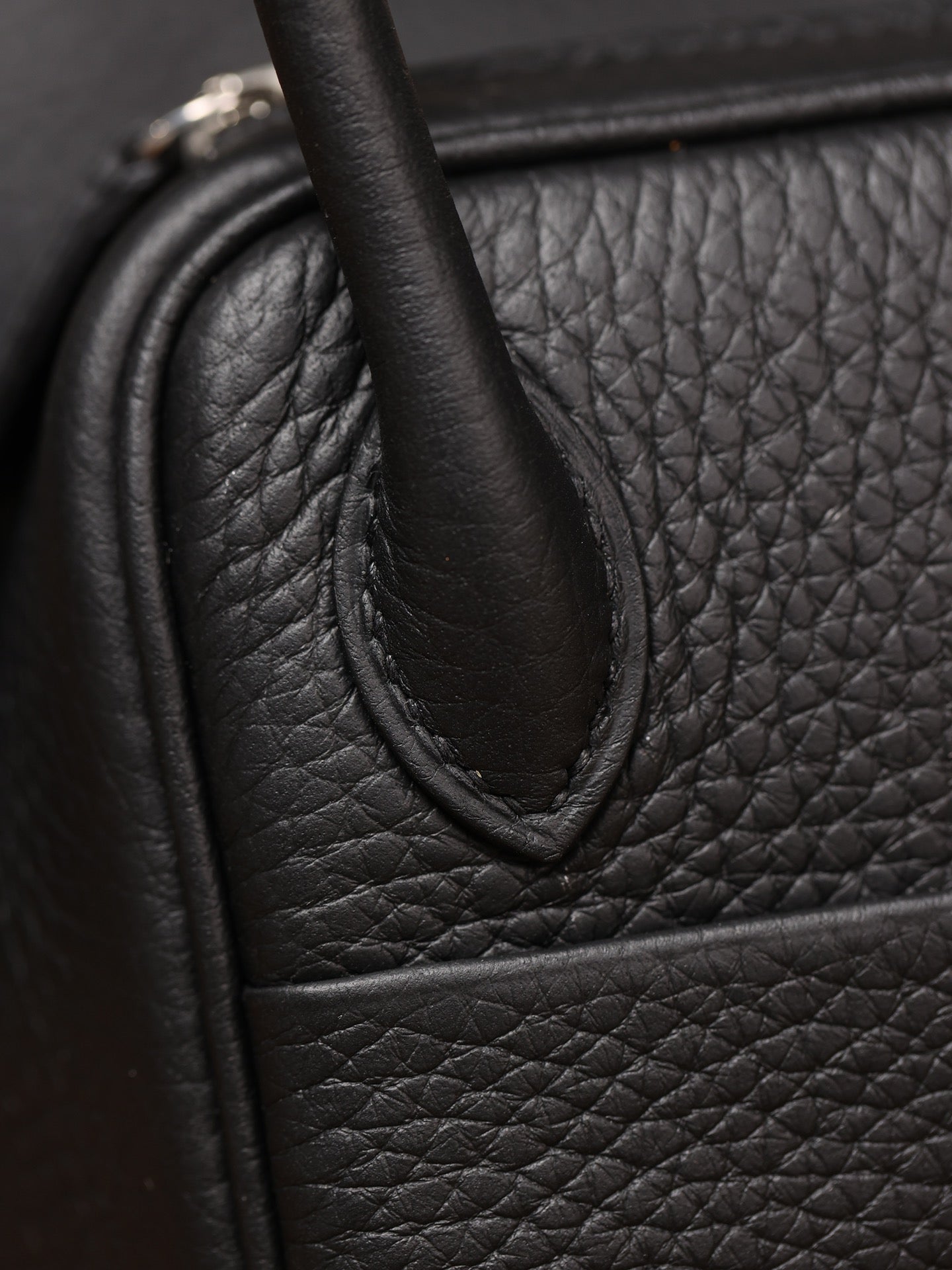Hermès Lindy Mini 19 Shoulder bag