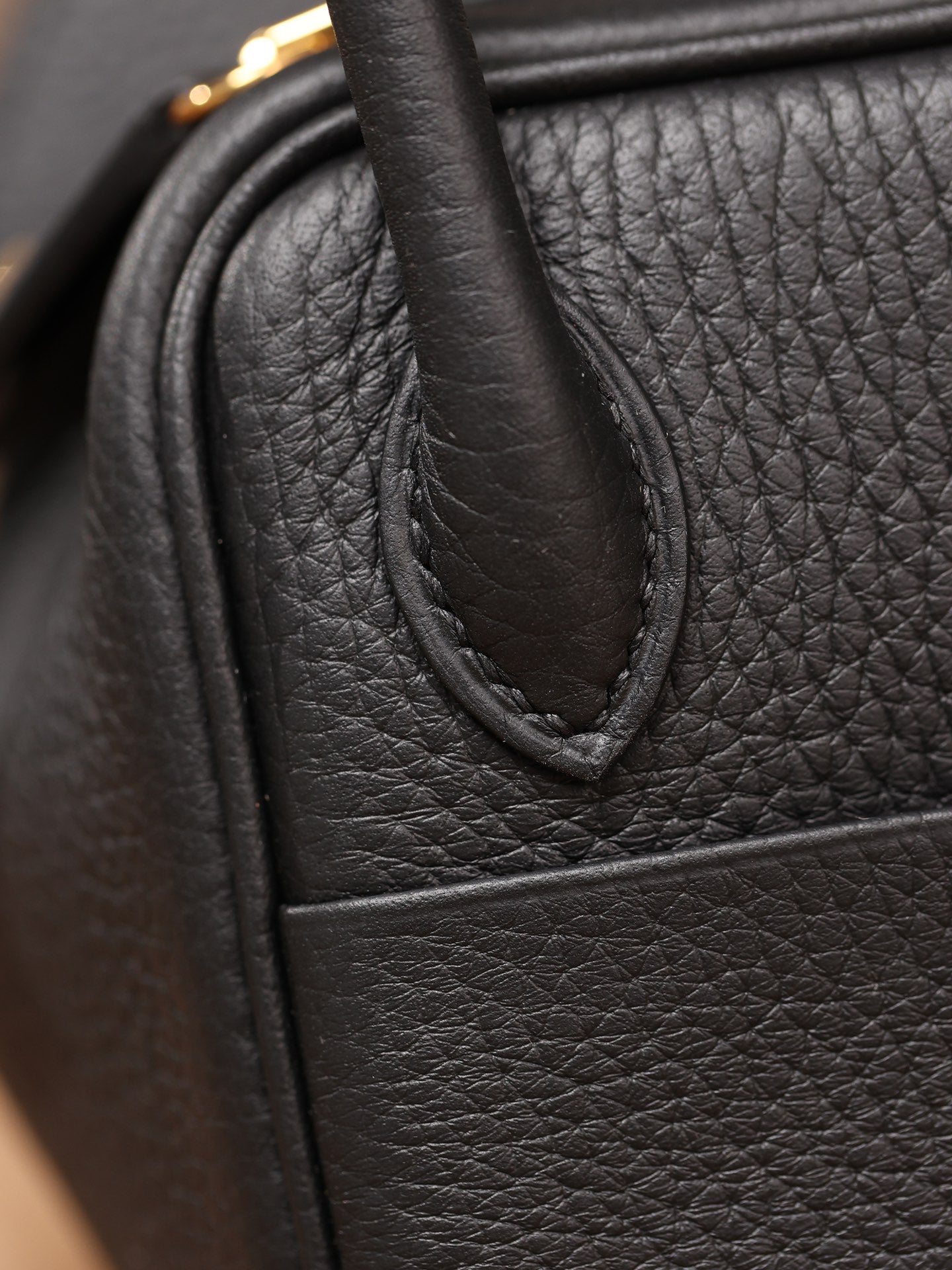 Hermès Lindy Mini 19 Shoulder bag