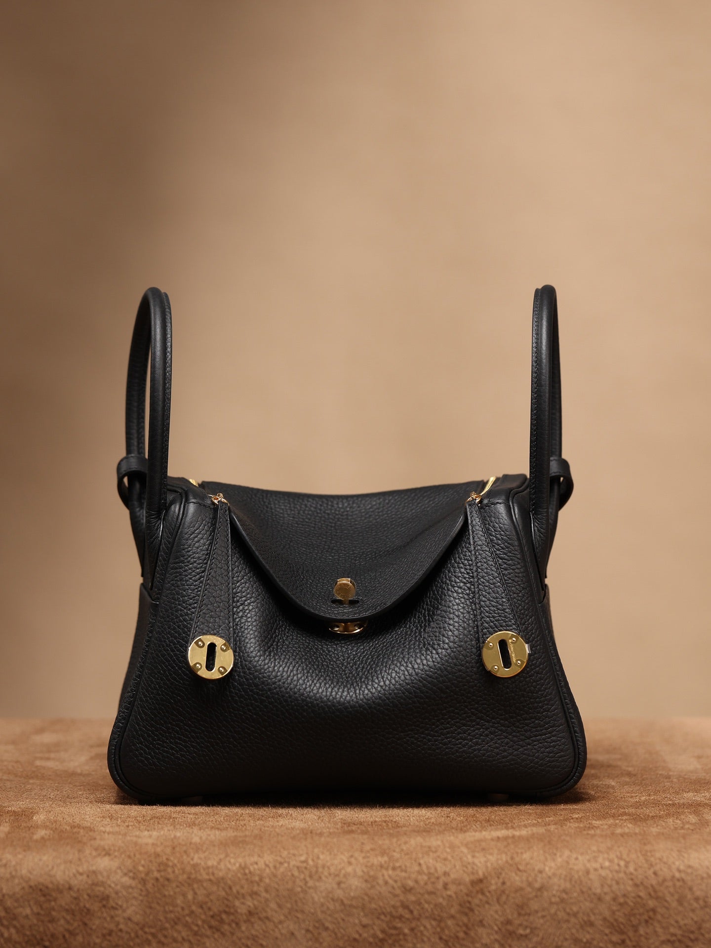 Hermès Lindy 26 Shoulder bag