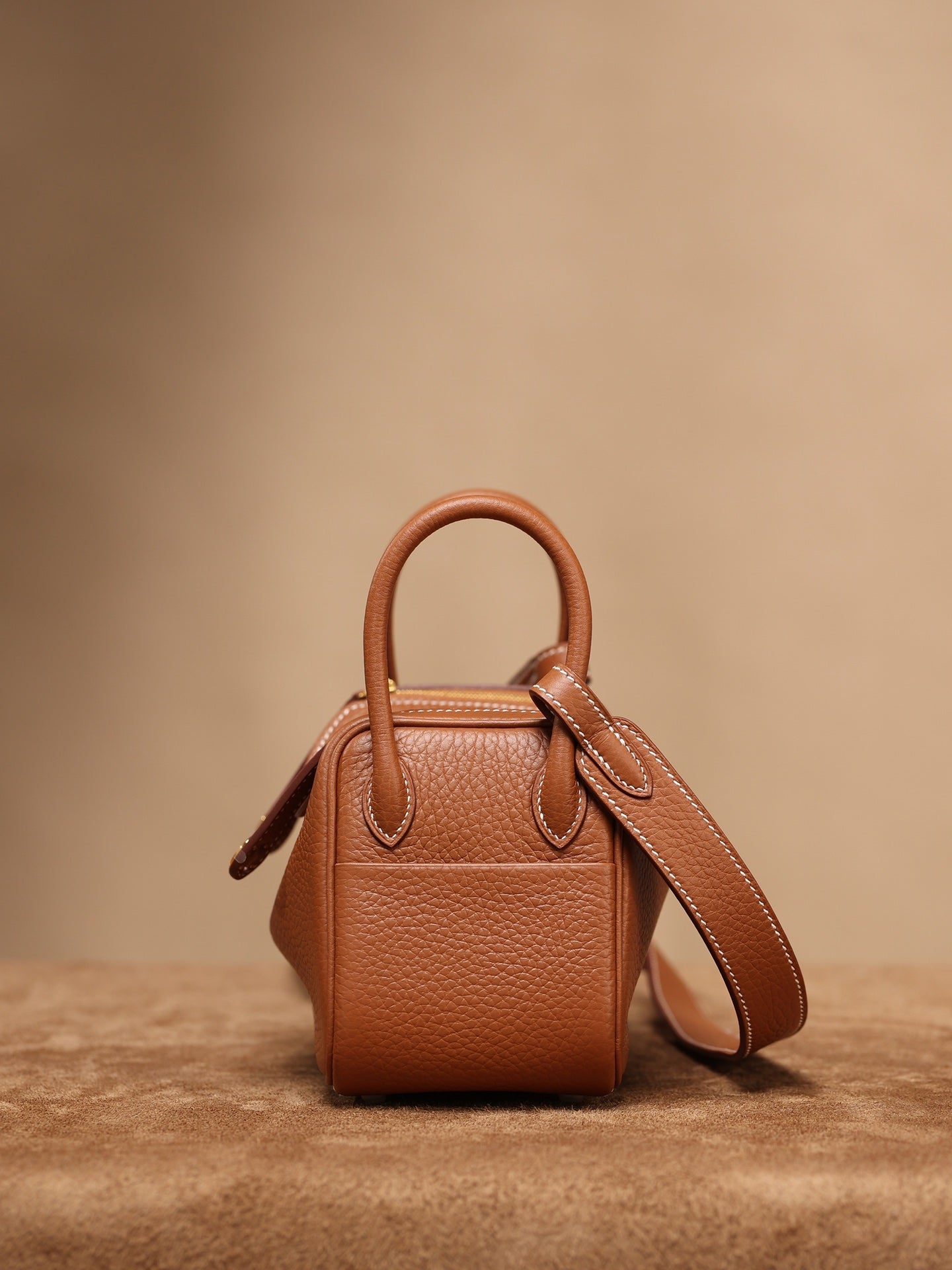 Hermès Lindy Mini 19 Shoulder bag