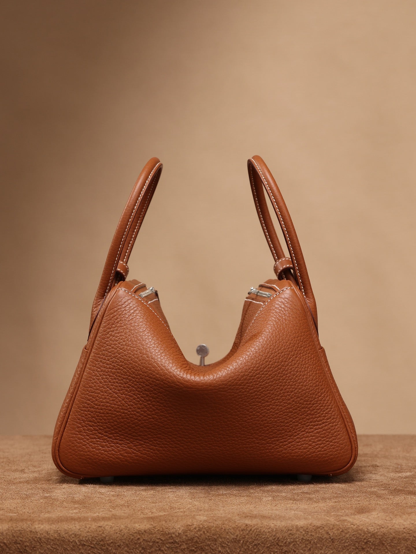 Hermès Lindy 26 Shoulder bag