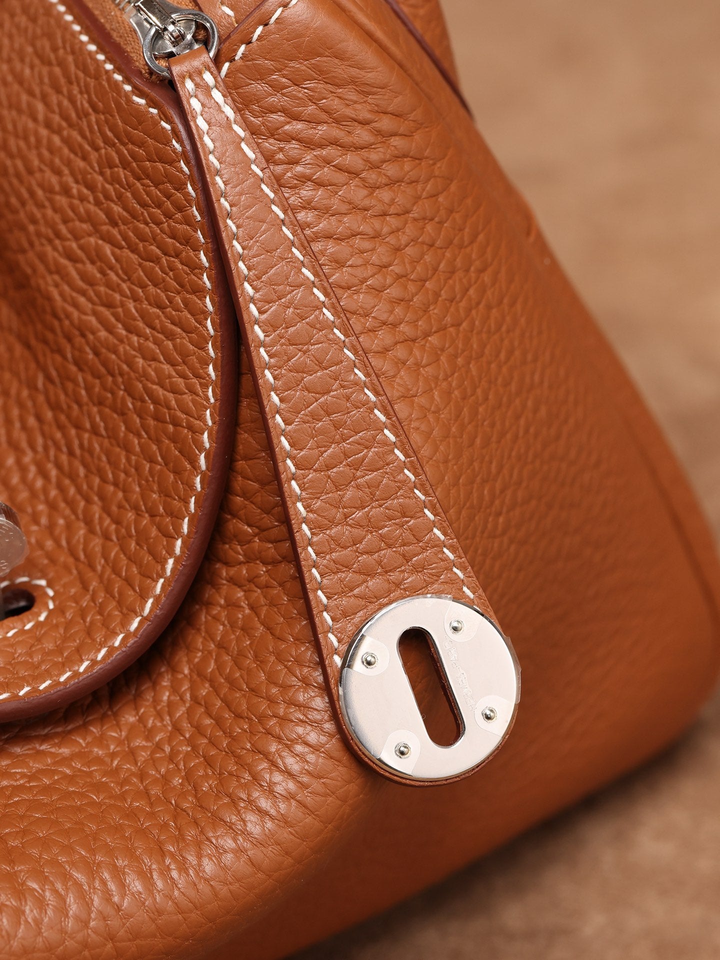 Hermès Lindy 26 Shoulder bag