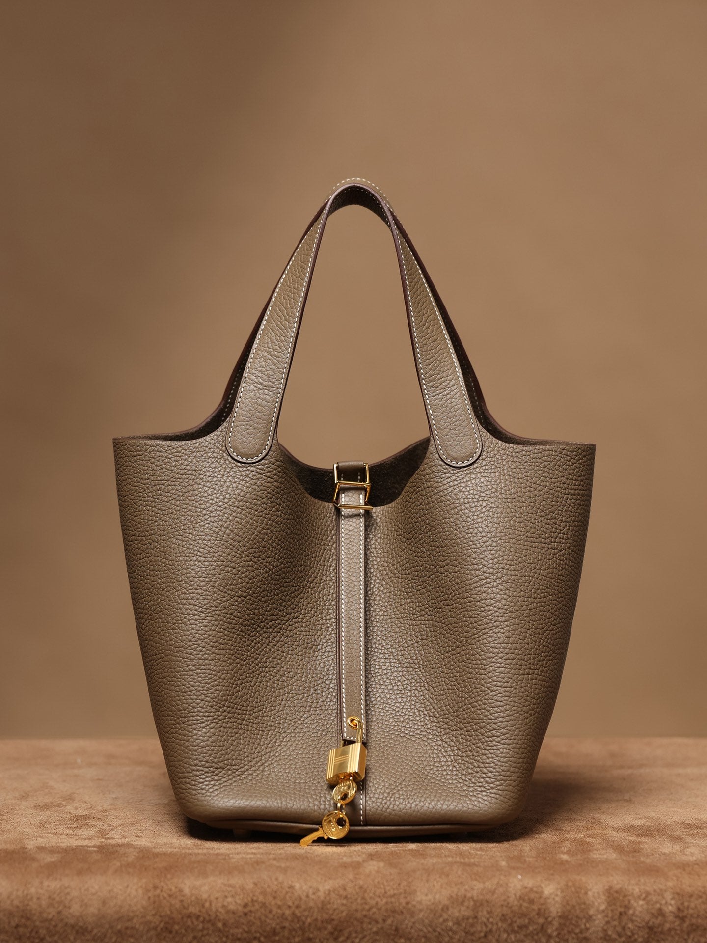 Hermès Picotin Lock 22 Handbag