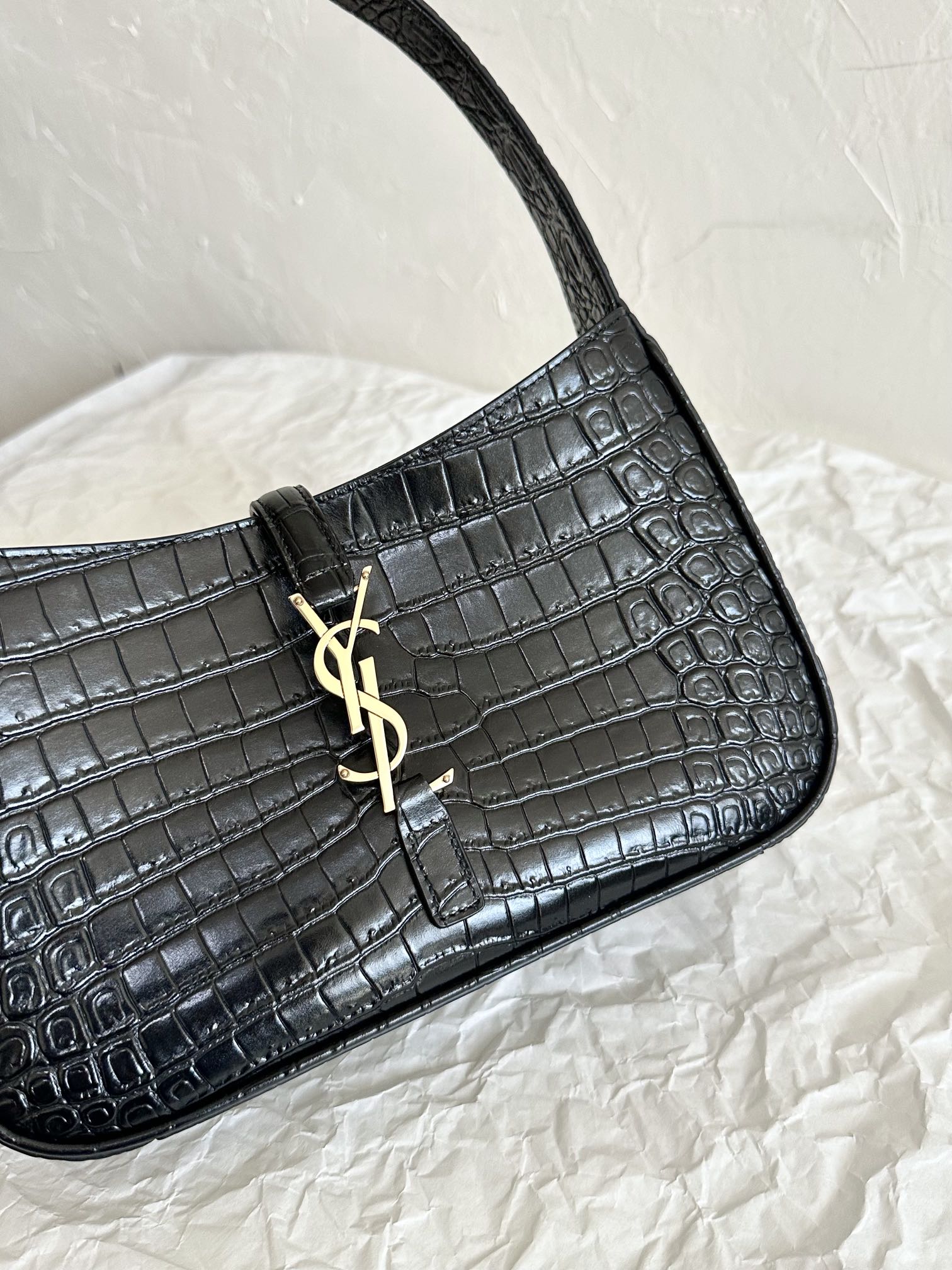 YSL LE5A7 Shoulder bag