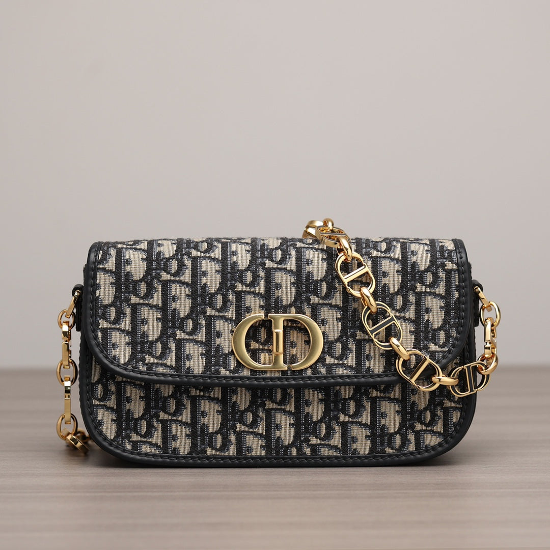 Dior Montaigne 30 Handbag