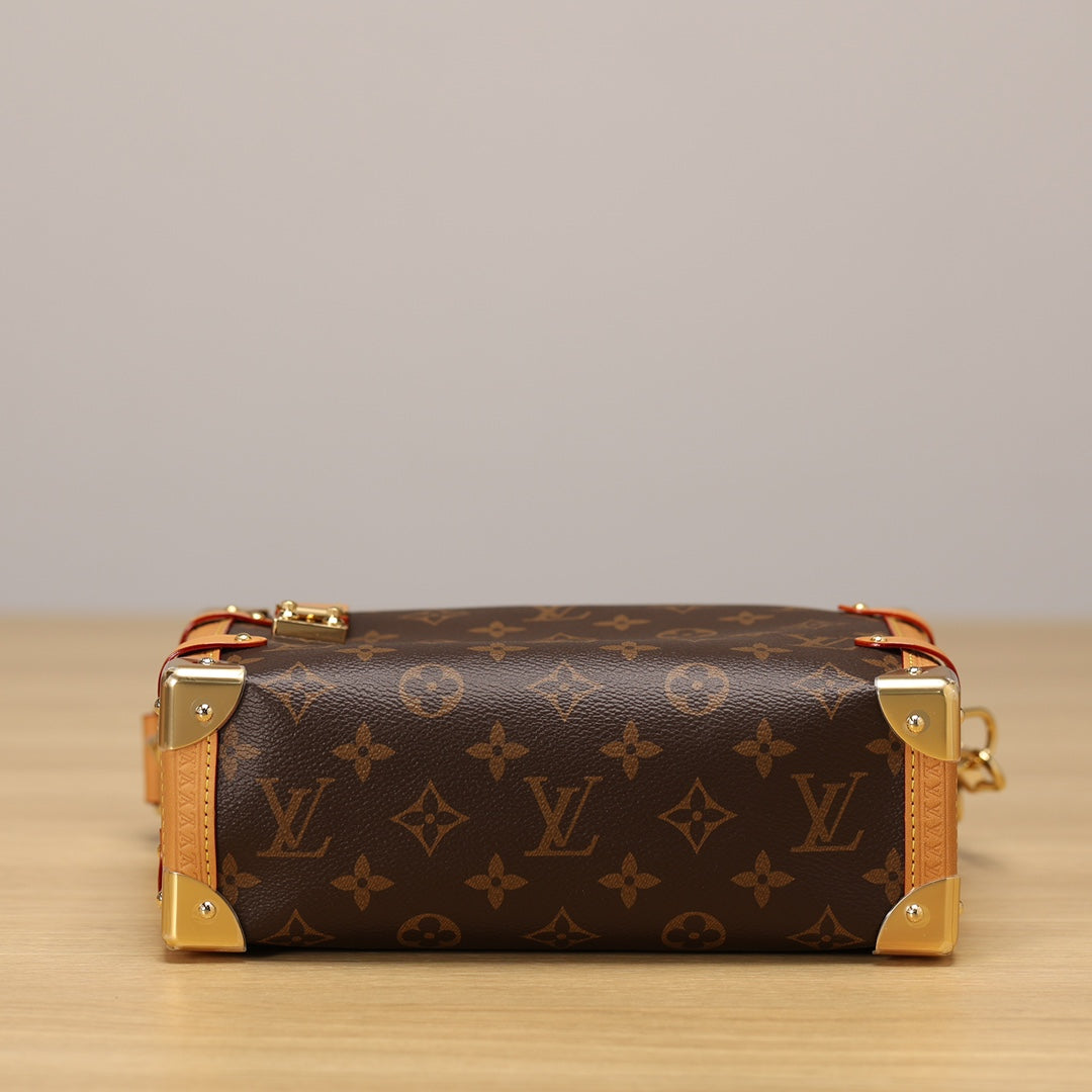 LV SIDE TRUNK Box bag