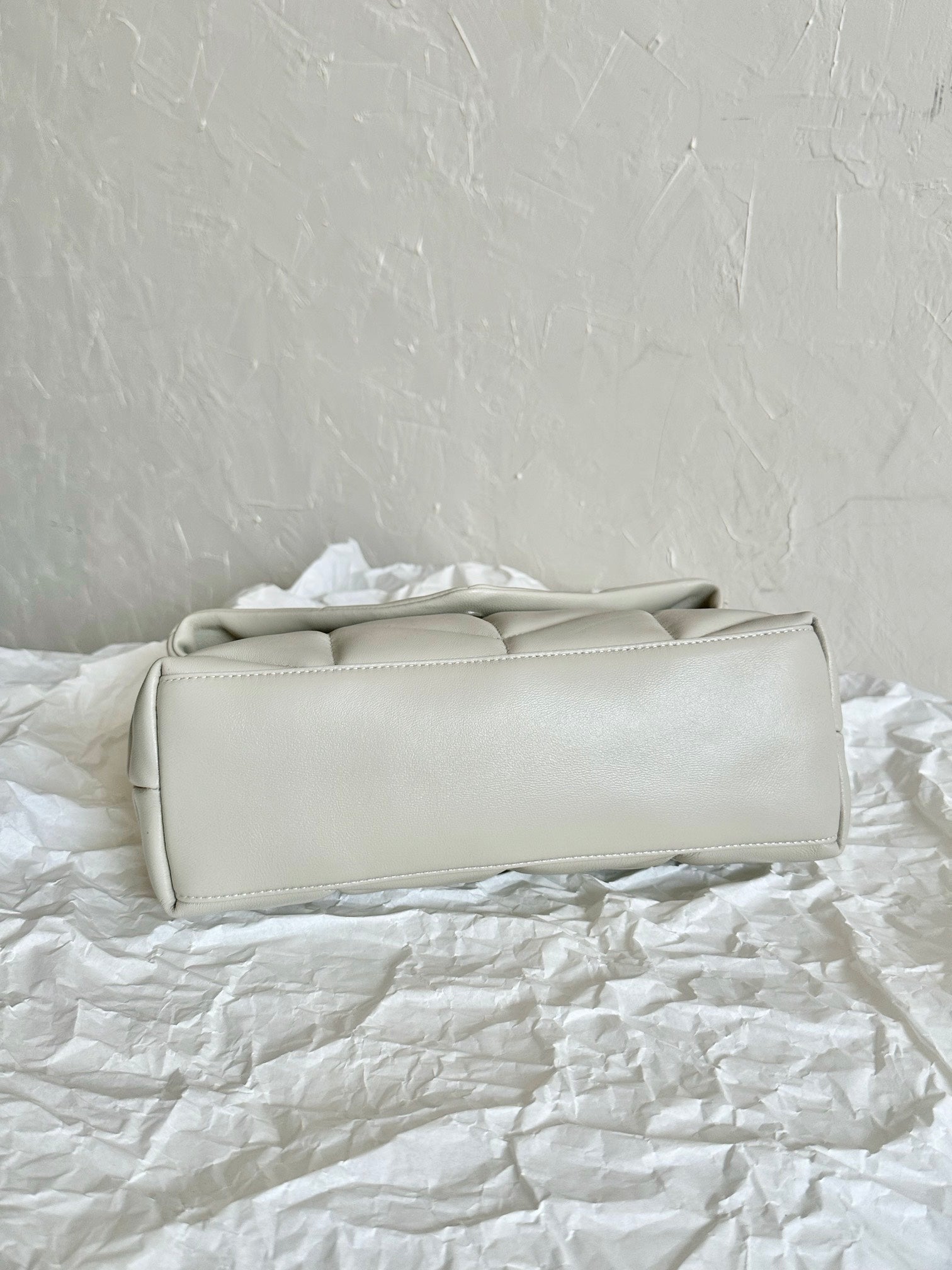 YSL LOULOUPUFFER Shoulder bag