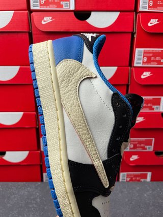 LJR Batch-Air Jordan 1 × Travis Scott “ Fragments”