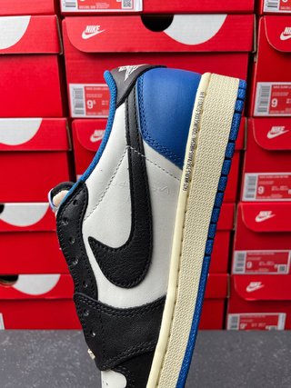 LJR Batch-Air Jordan 1 × Travis Scott “ Fragments”