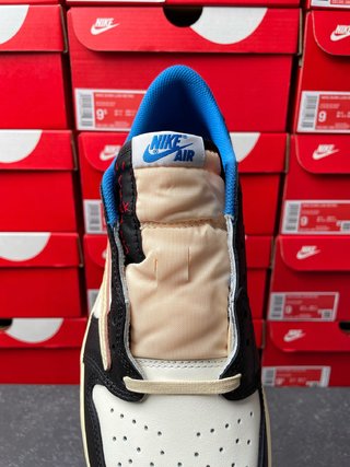 LJR Batch-Air Jordan 1 × Travis Scott “ Fragments”