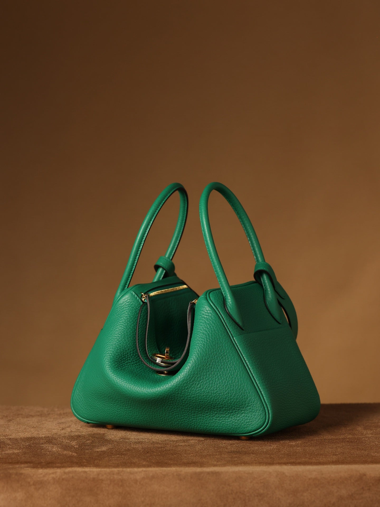 Hermès Lindy 26 Shoulder bag