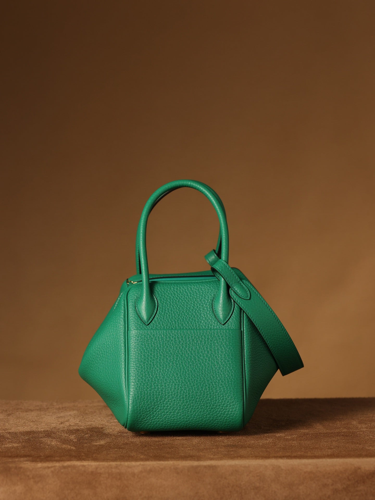 Hermès Lindy 26 Shoulder bag