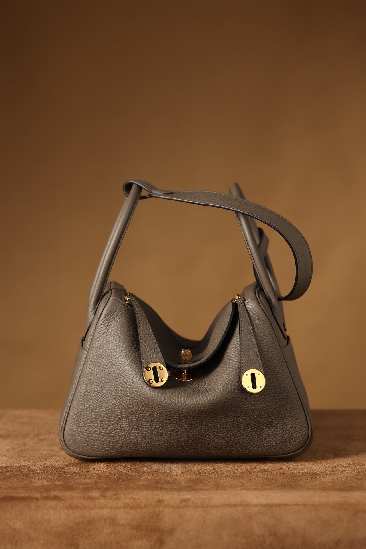 Hermès Lindy 26 Shoulder bag