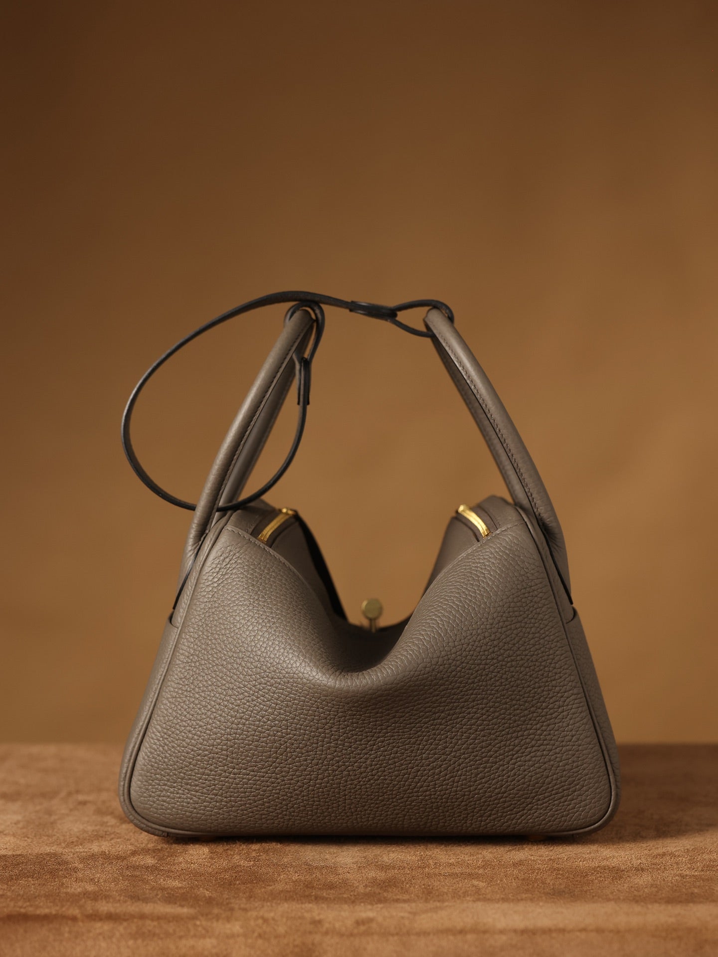 Hermès Lindy 26 Shoulder bag