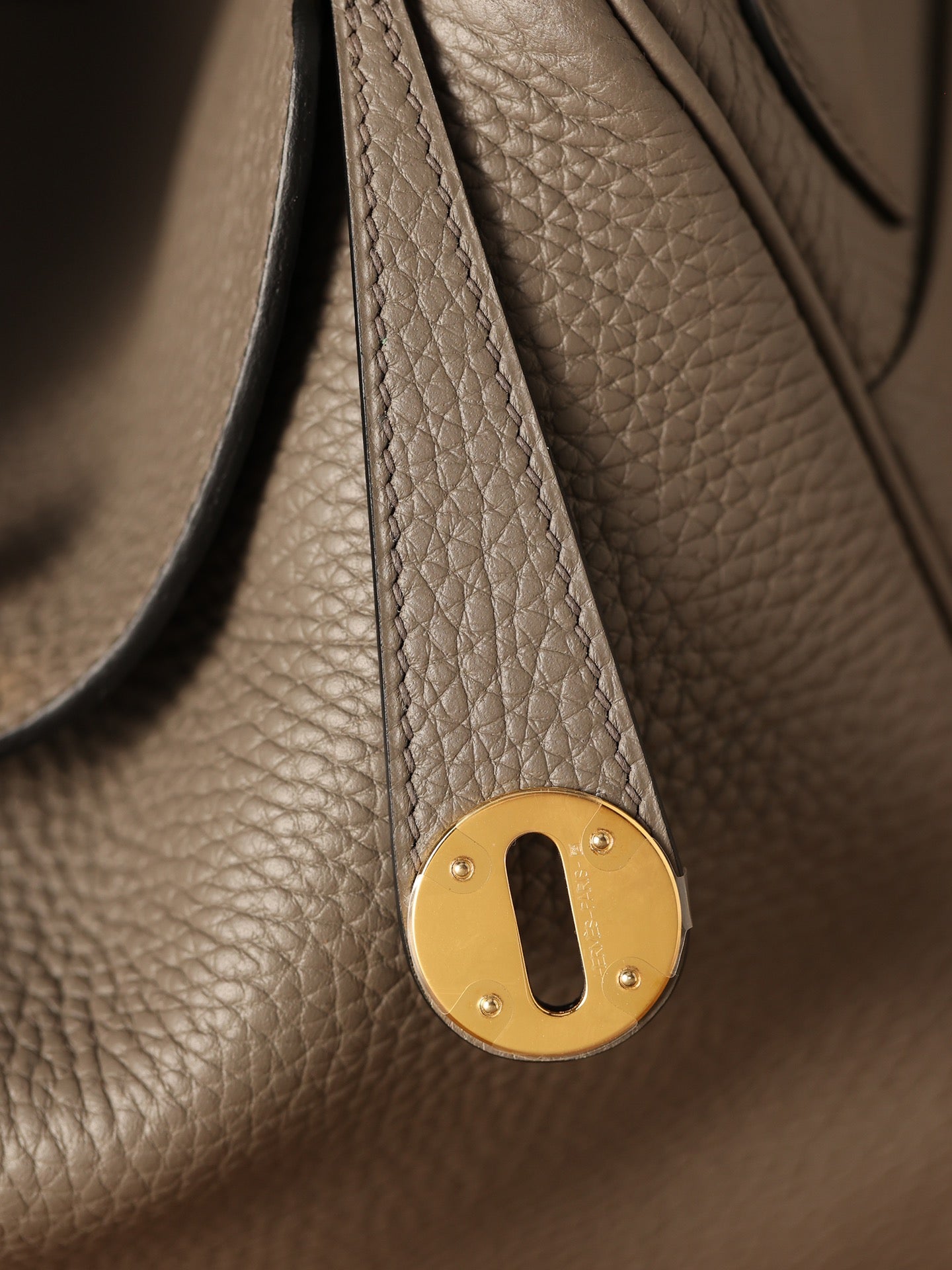 Hermès Lindy 26 Shoulder bag