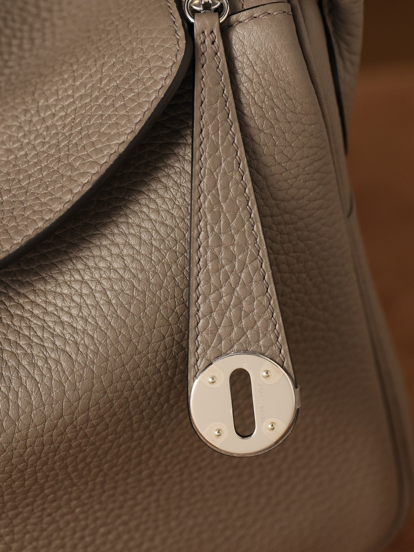 Hermès Lindy 26 Shoulder bag