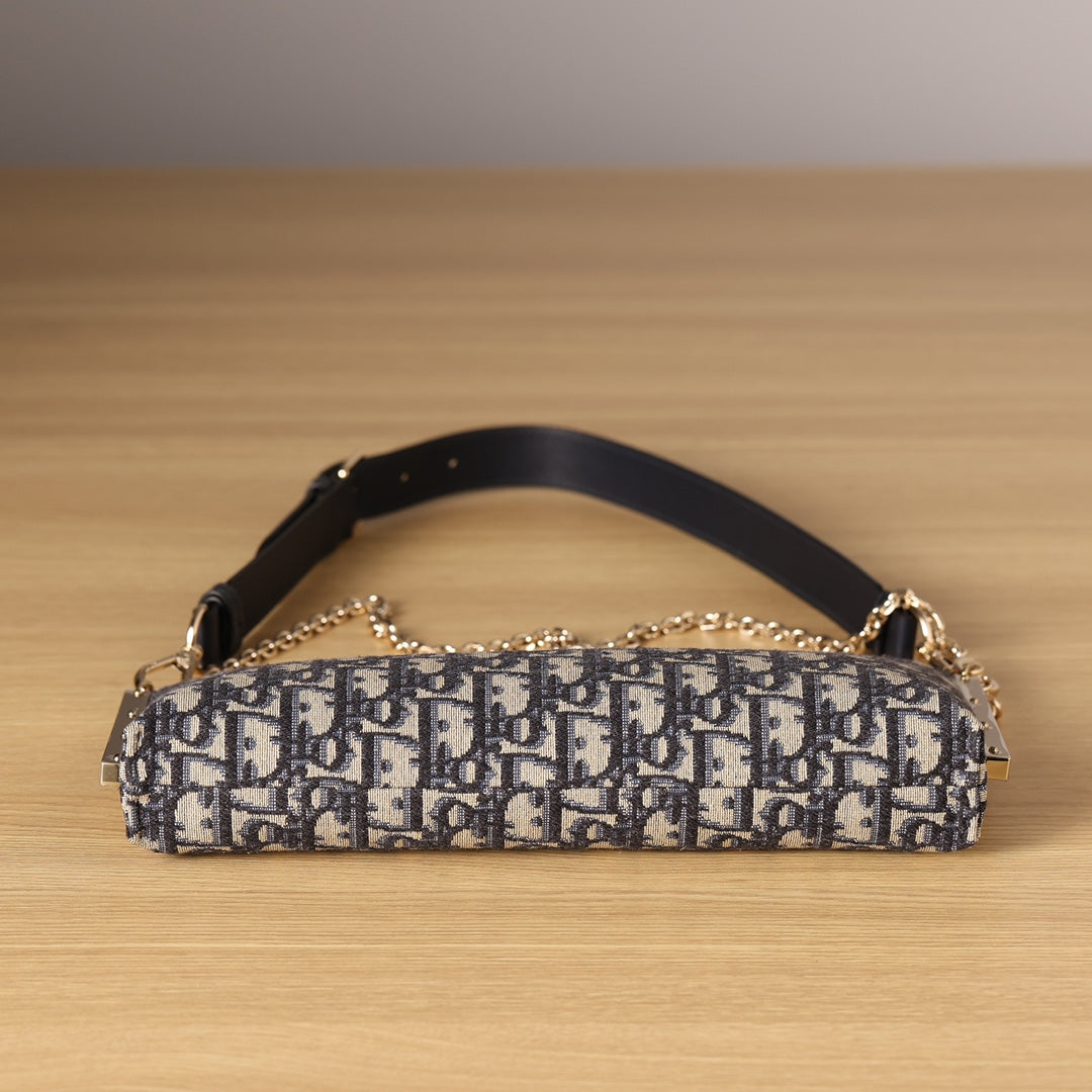 Dior Club Shoulder bag