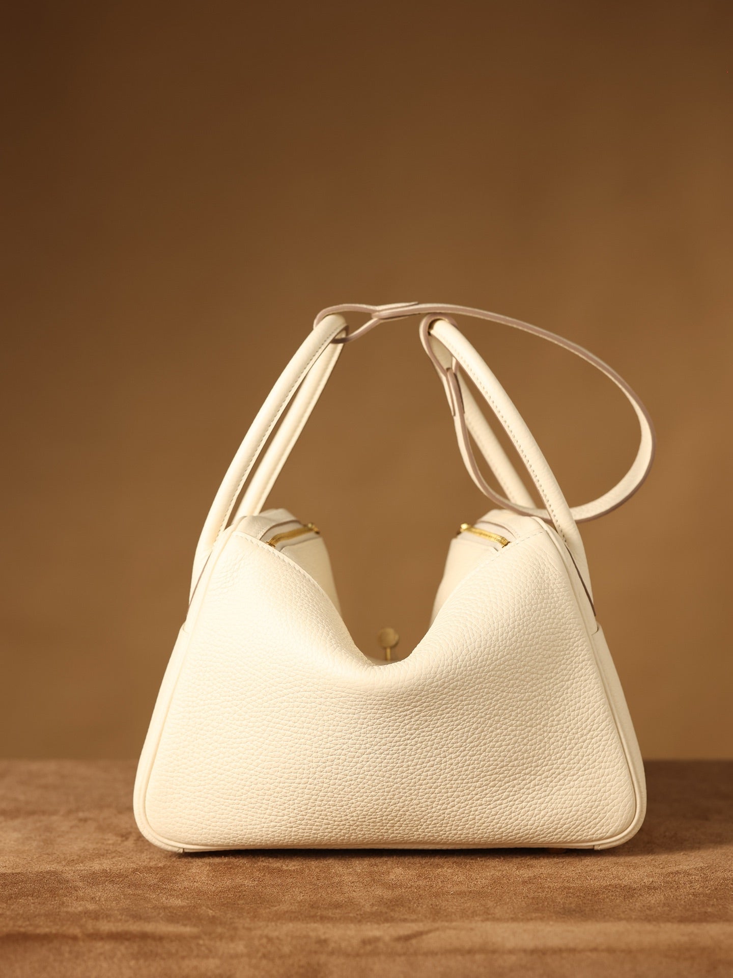 Hermès Lindy 26 Shoulder bag