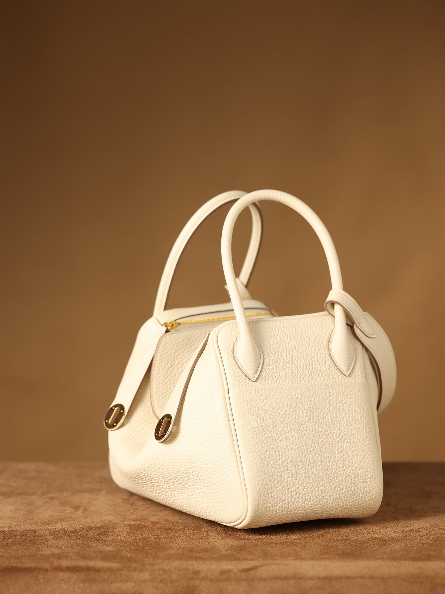 Hermès Lindy 26 Shoulder bag