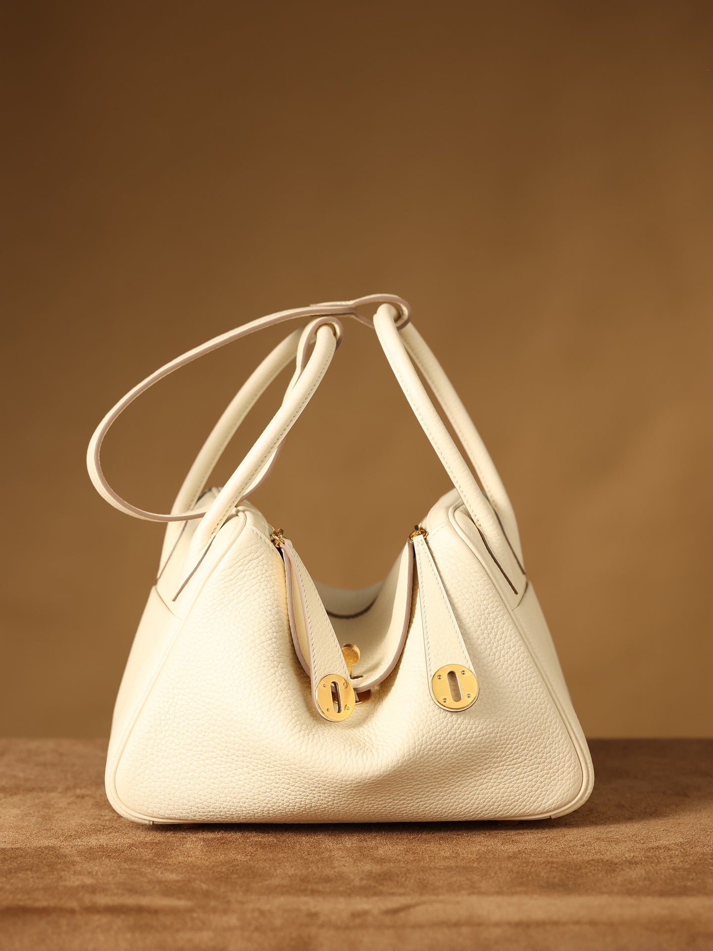 Hermès Lindy 26 Shoulder bag