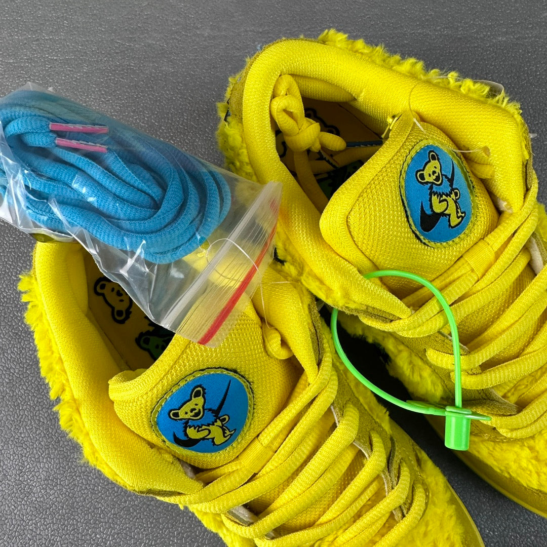 AY Batch-Nike Dunk SB Low "Yellow Bear"