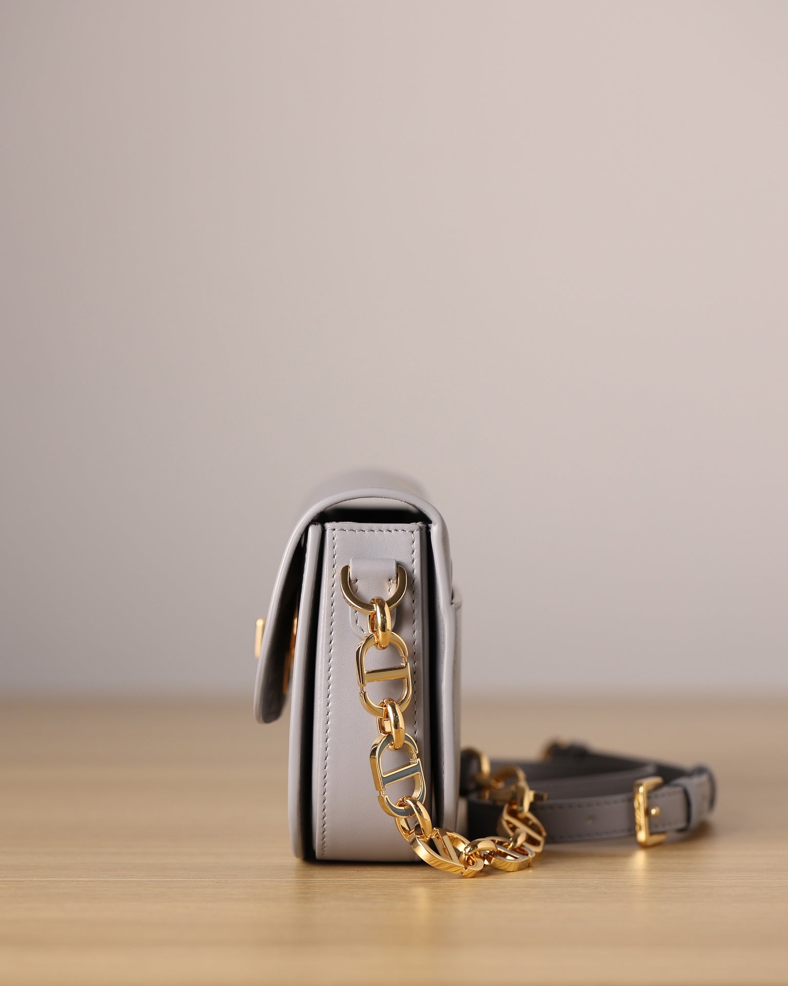 Dior 30 Montaigne Avenue CD