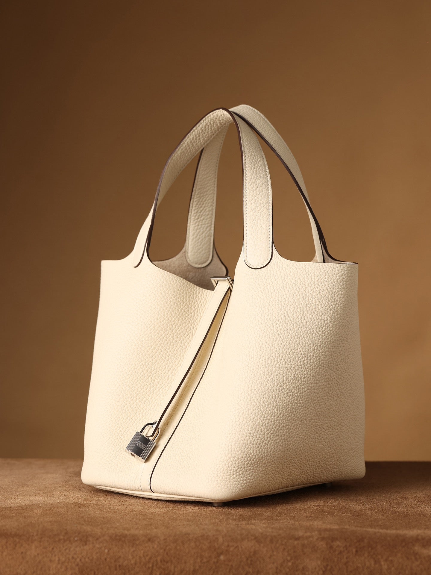 Hermès Picotin Lock 22 Handbag