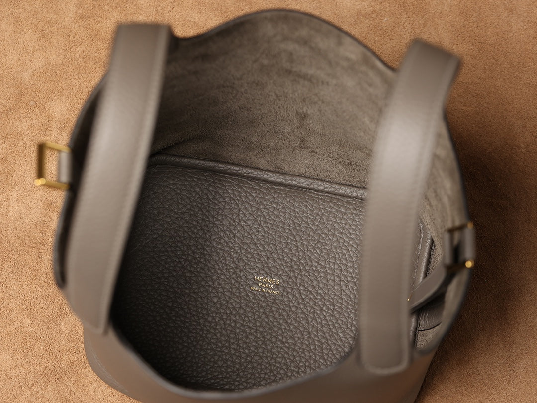 Hermès Picotin Lock 18 Handbag