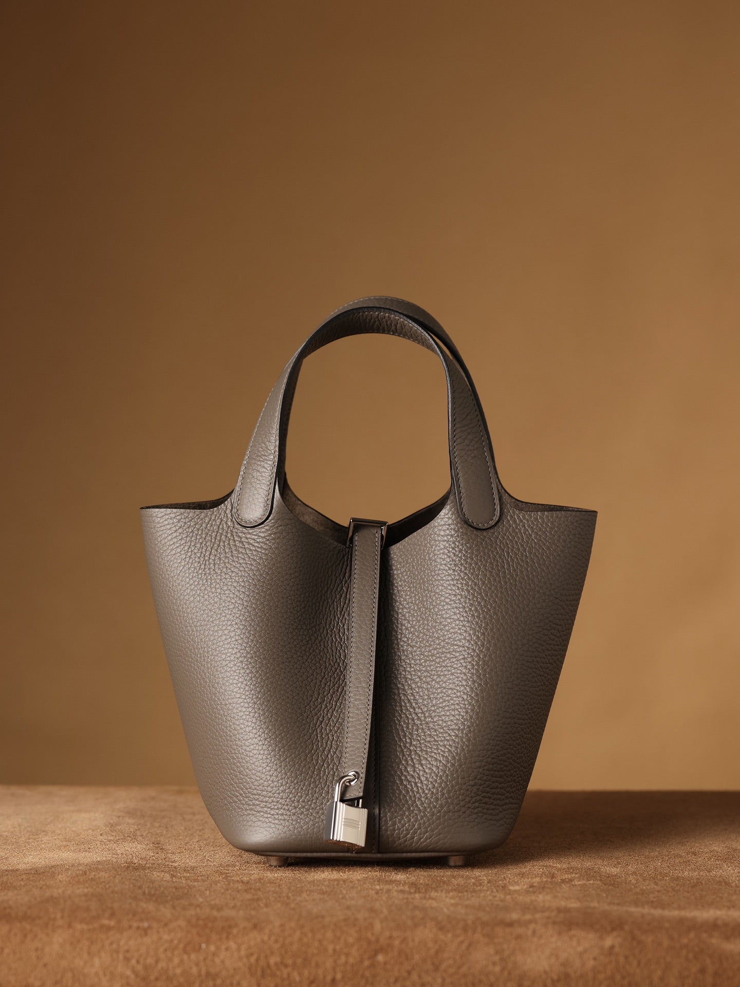 Hermès Picotin Lock 18 Handbag