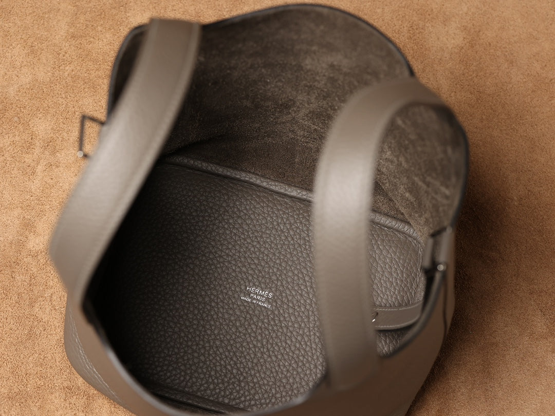 Hermès Picotin Lock 18 Handbag