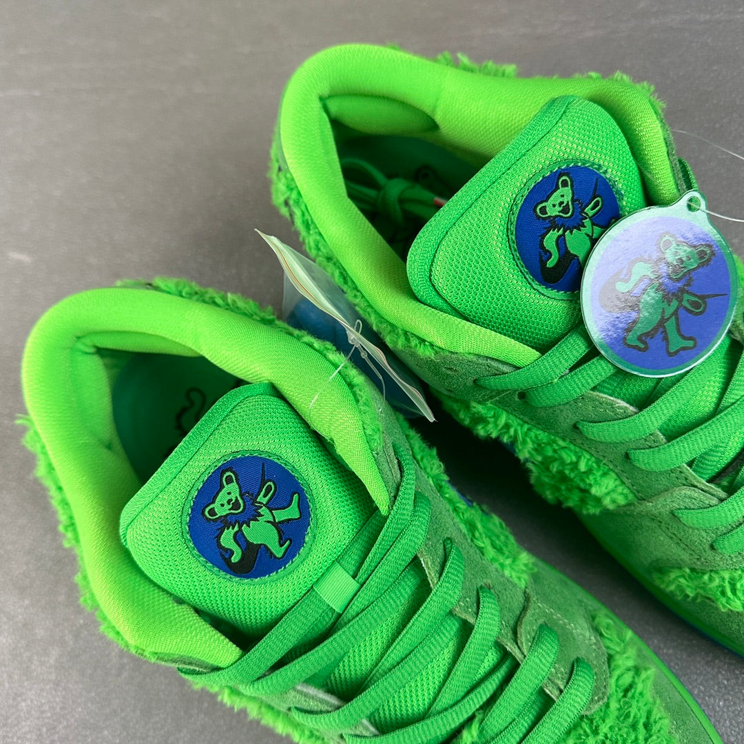 AY Batch-Nike Dunk SB Low "Green Bear"