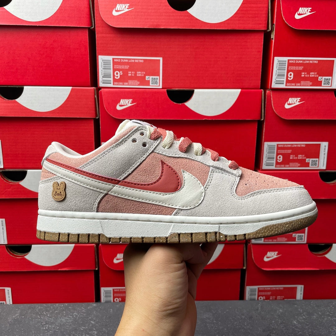 G Batch-Nike Dunk Low “Year OG Rabbit”