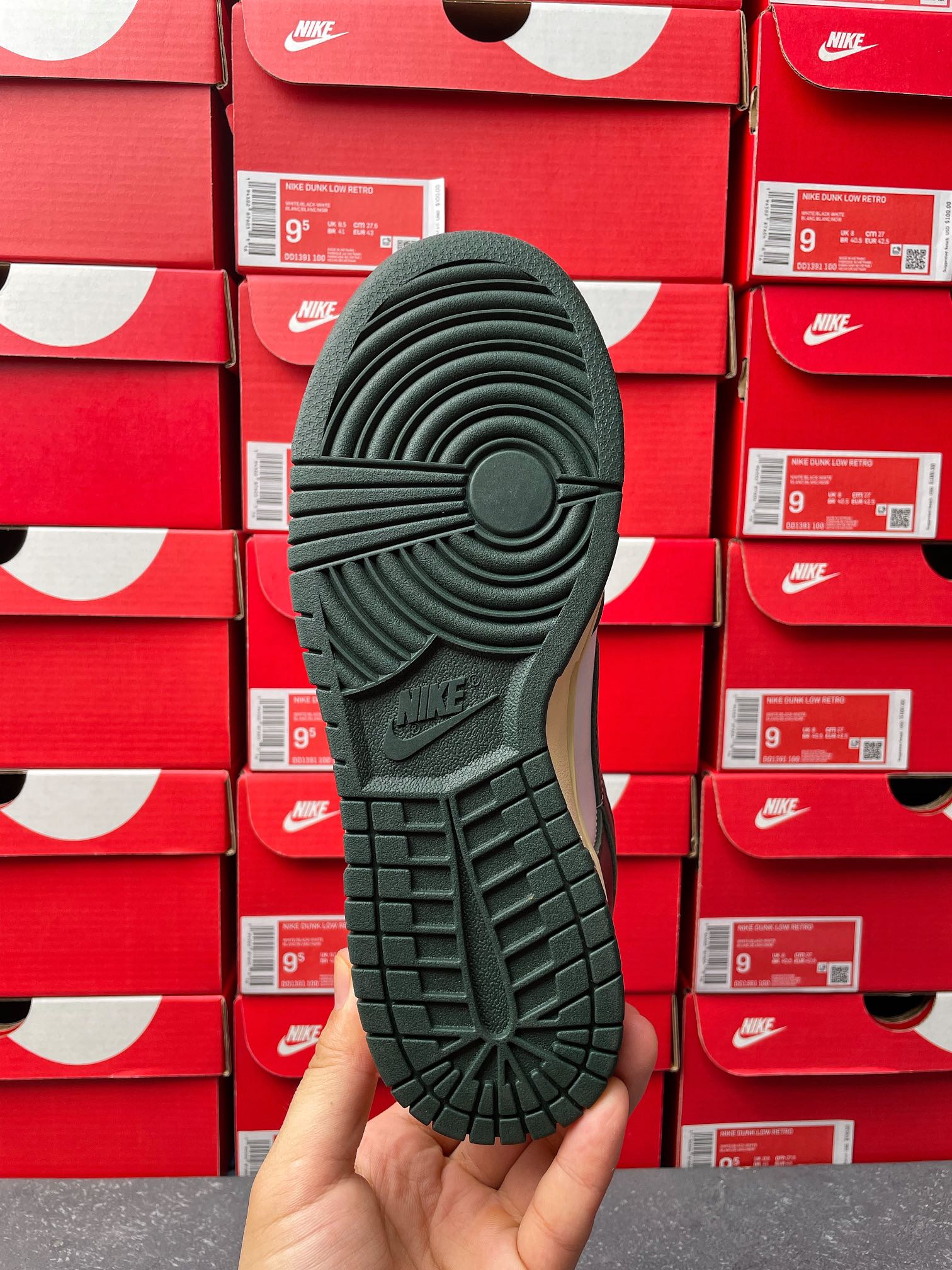 G Batch-Nike Dunk Low “Vintage Green”