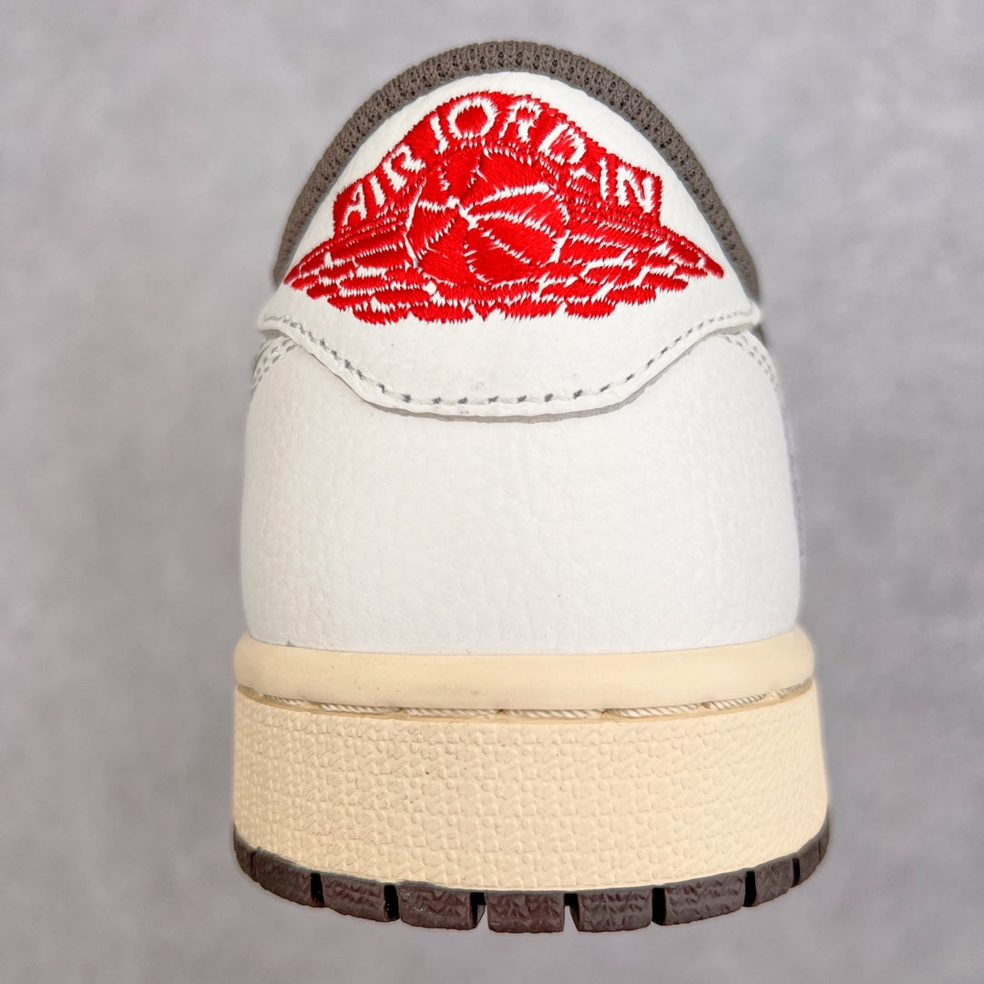 KZ Batch-Air Jordan 1 × Travis Scott “ Reverse Mocha”