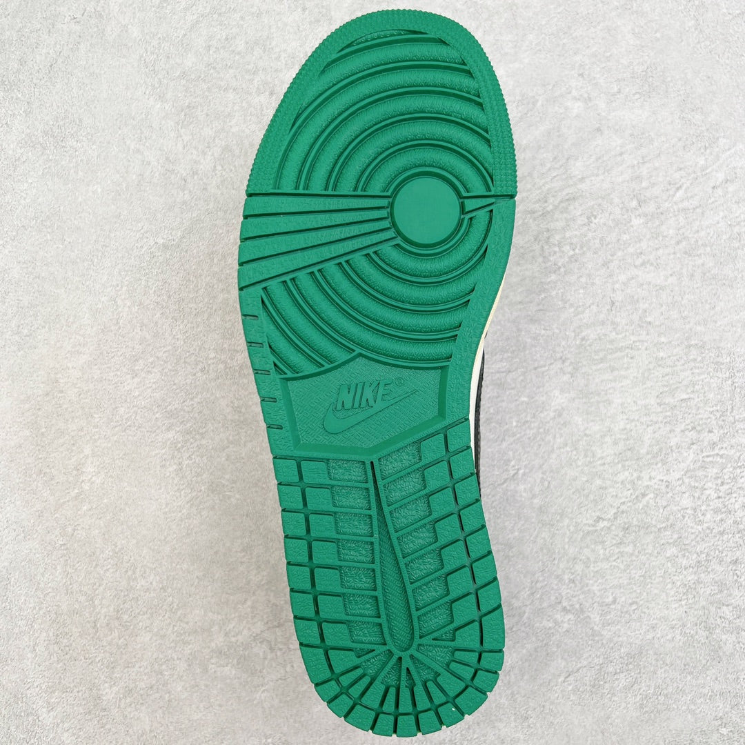 KZ Batch-Air Jordan 1 × Travis Scott × Fragment