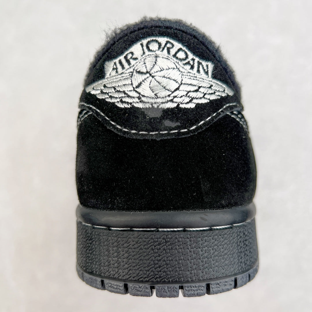 KZ Batch-Air Jordan 1 × Travis Scott “Black/Phantom”