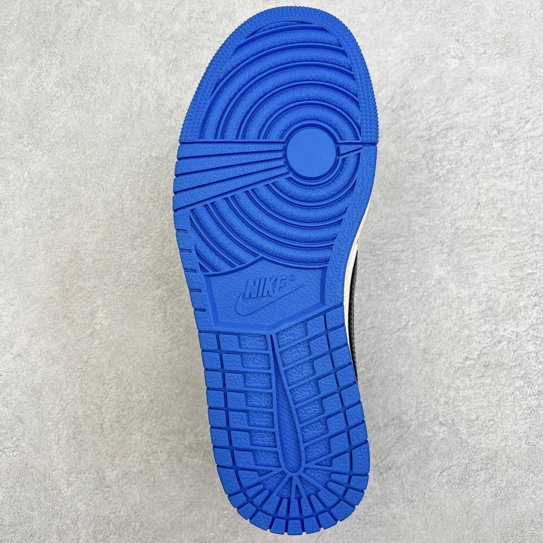 KZ Batch-Air Jordan 1 × Travis Scott “ Fragments”