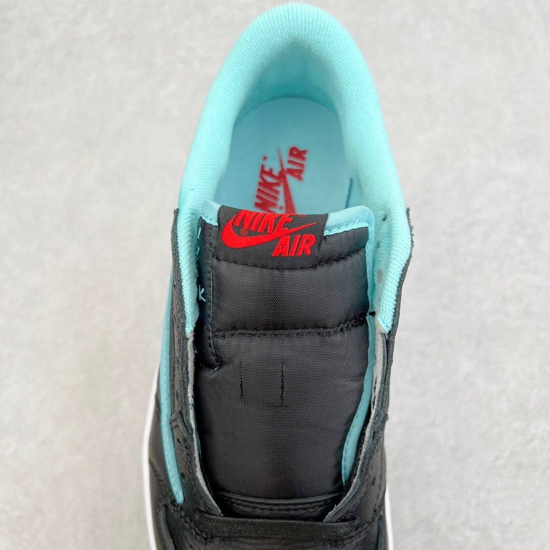 KZ Batch-Air Jordan 1 × Travis Scott “ Tiffany”
