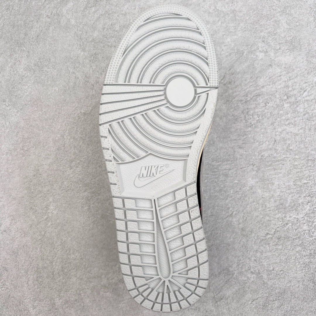 KZ Batch-Air Jordan 1 × Travis Scott “ Smoke gray”