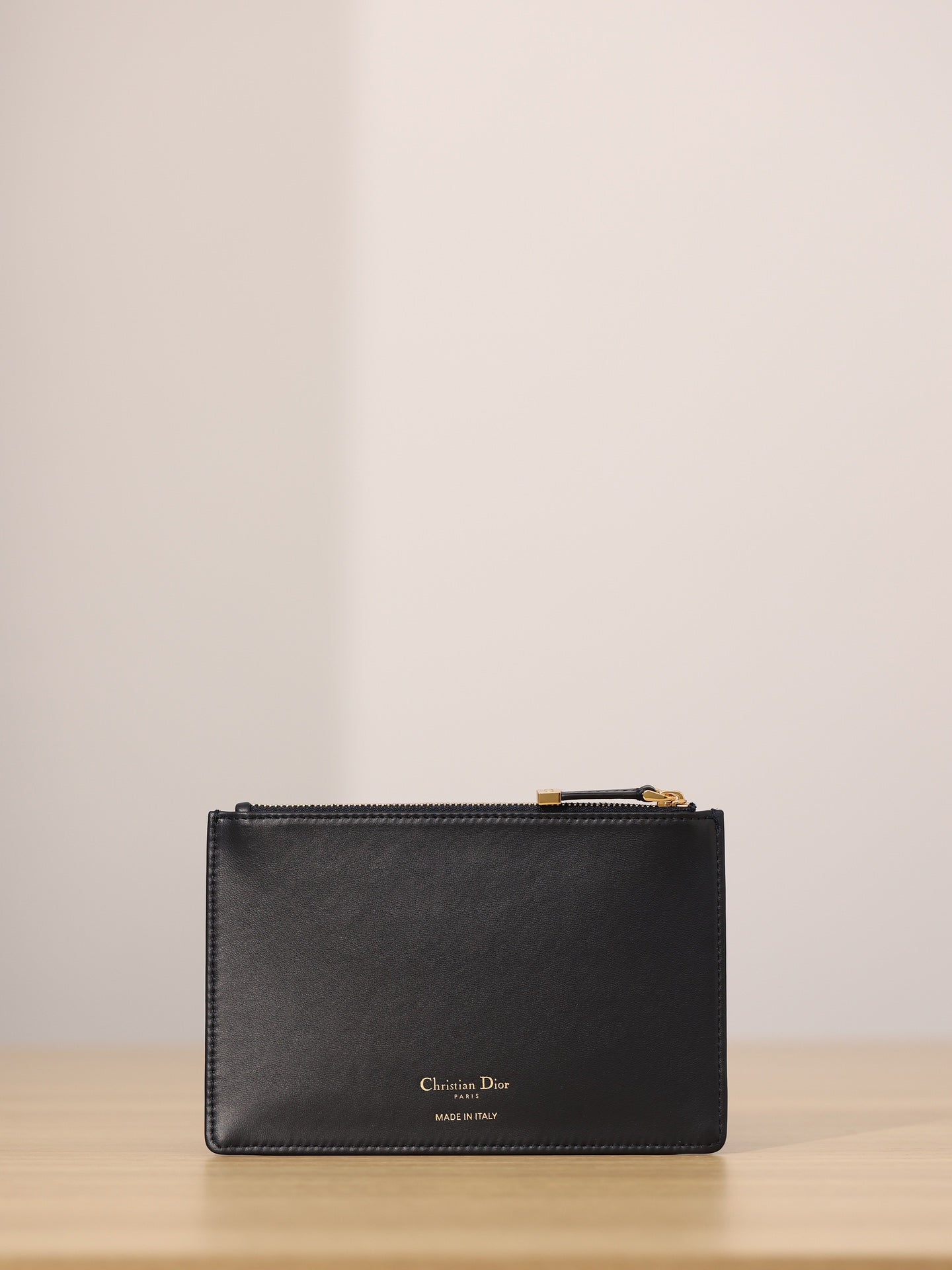 Dior 30 Montaigne Hobo Avenue