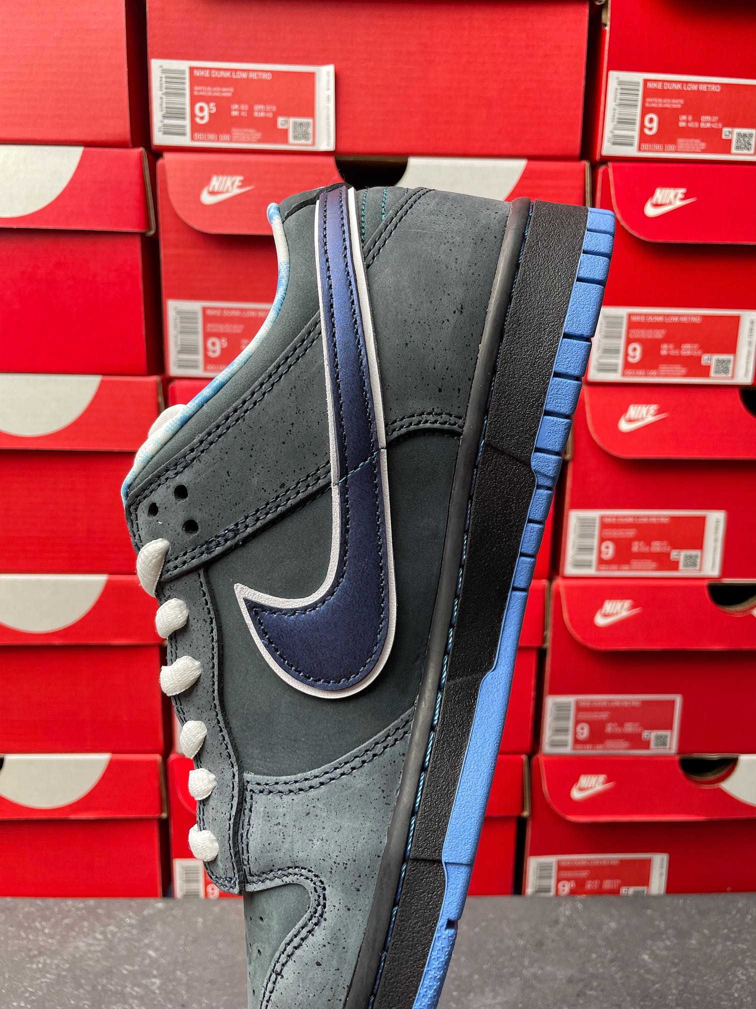 S2 Batch-Concepts x NK SB Dunk Low "Blue Lobster"