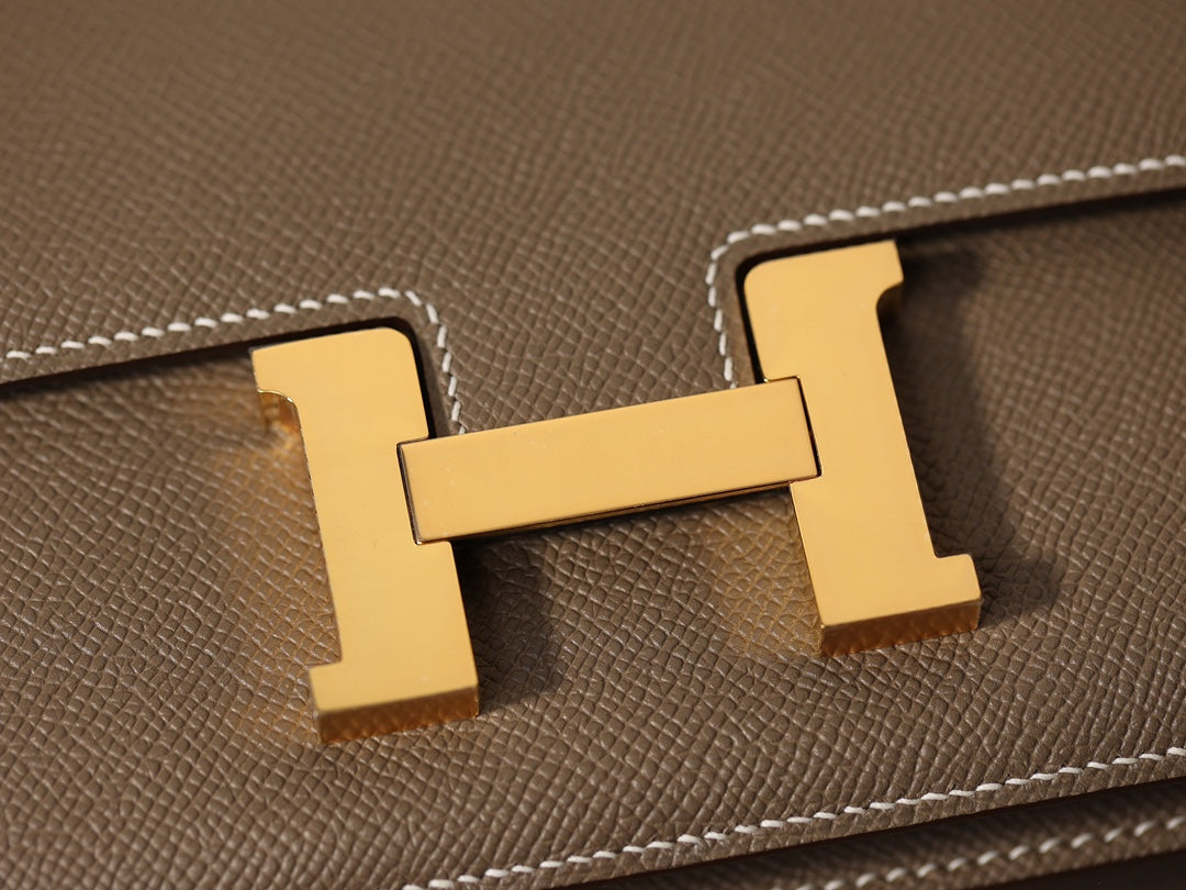 Hermès Constanace 19 Crossbody bag