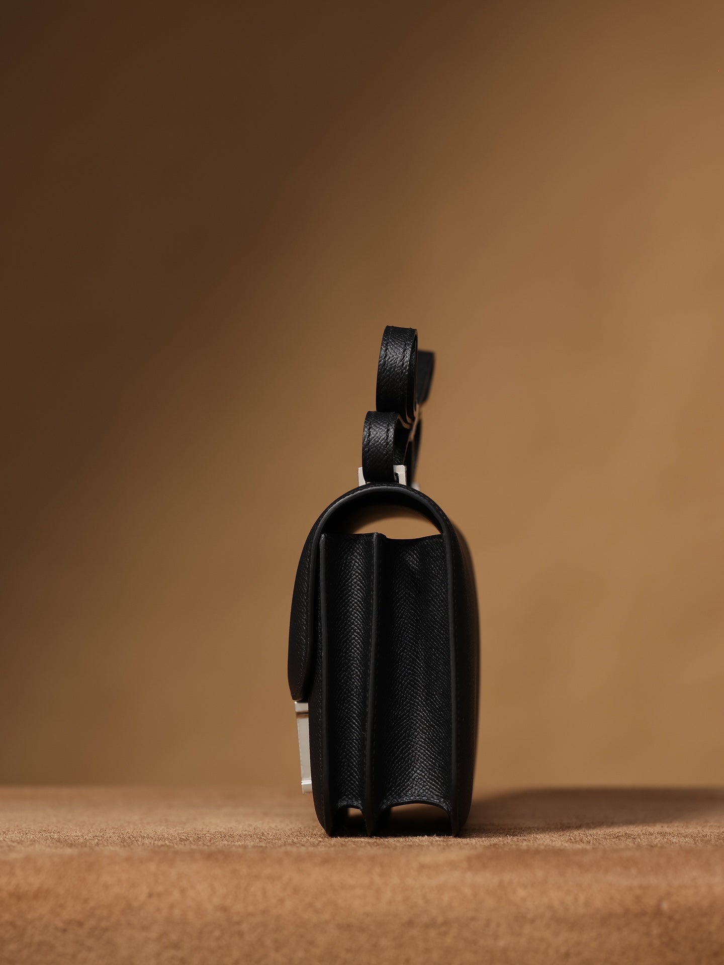 Hermès Constanace 19 Crossbody bag